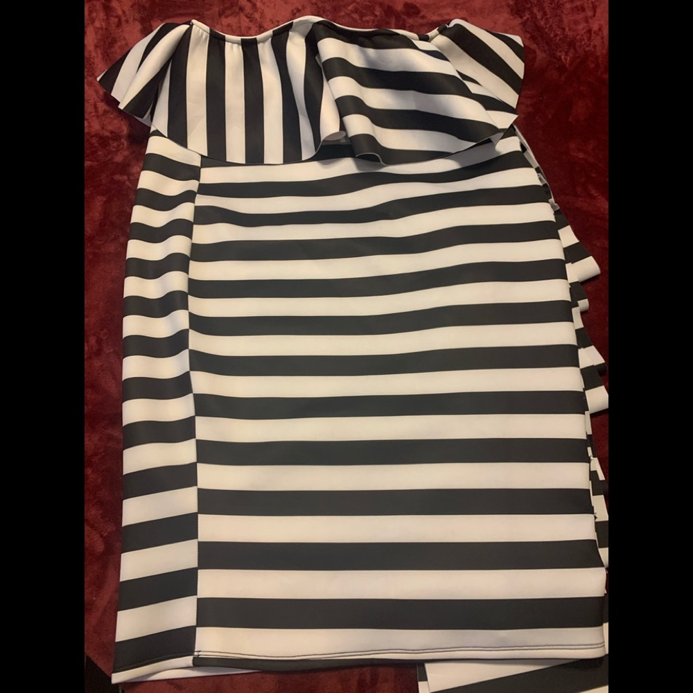 Sexy diva black-and-white party dress